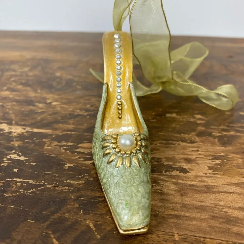 Shoe Christmas ornament/trinket holder 3 1/2 x 1 1/2 inches